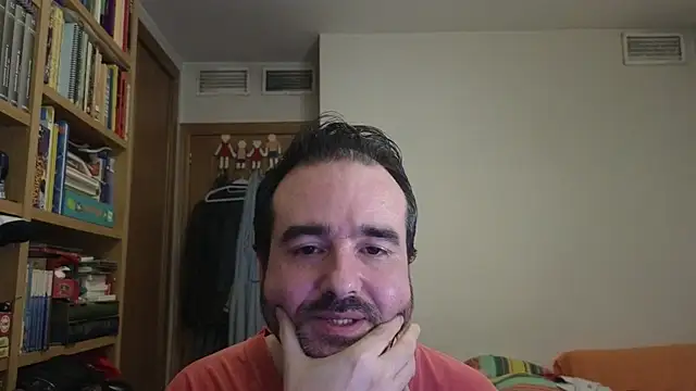 Chat XXX en directo de curiosillo83