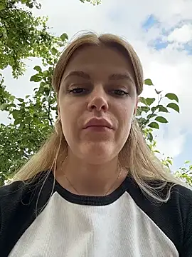 Онлайн чат XXX HarrietDart