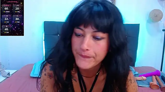 XXX chat uživo modela candy_lux_