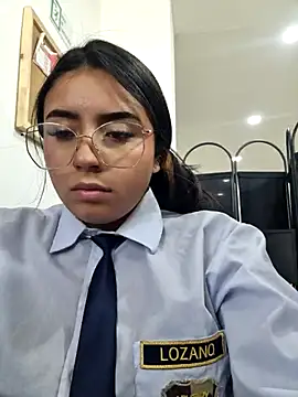 Angela__05 লাইভ XXX চ্যাট