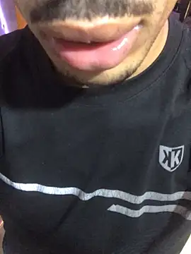 Chat XXX ao vivo de dzshbh2005