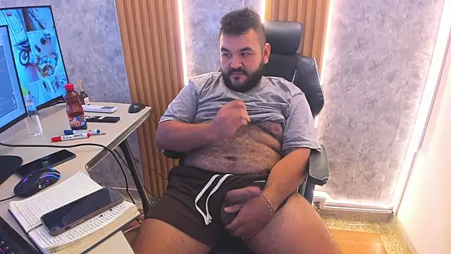 Show de max_river_ na webcam