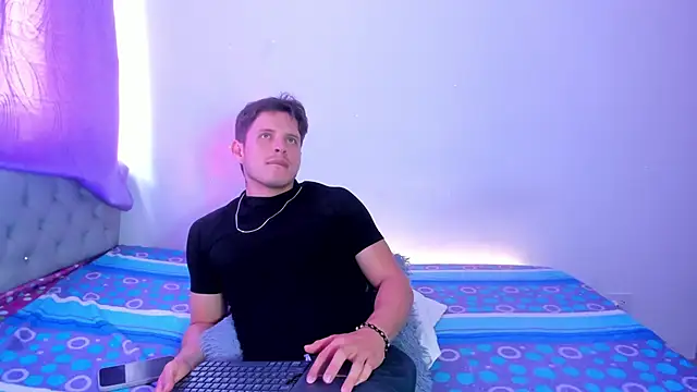 Chat +18 de johnycooper08 ao vivo