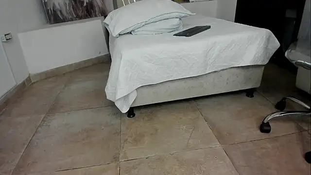 JustNova_ Show in webcam