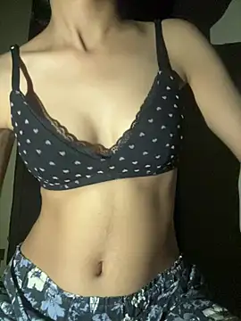 LuxeAura – Live XXX-chat