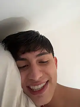 Lander_Cruz 即時 XXX 聊天