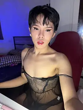 Plaxxxtique XXX чат на живо