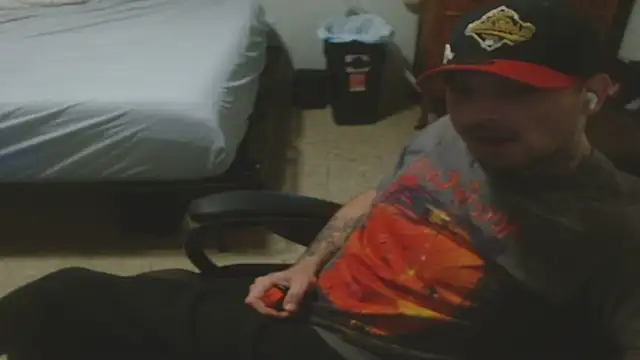 Chat XXX en directo de DADDY_KANE8---