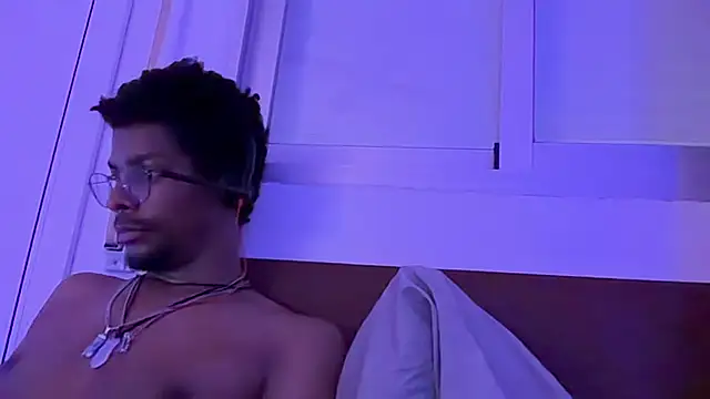 Chat XXX Live HoleBreeder