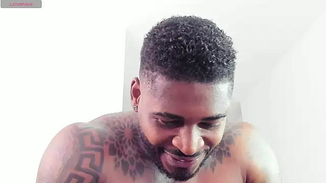 Chat XXX en directo de Makonneen