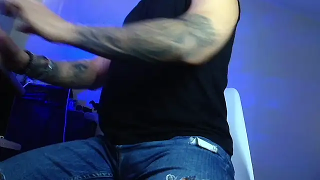 XanderCage99 现场XXX聊天