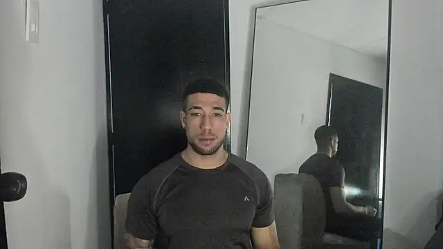 Chat XXX en directo de ThiagoLugo