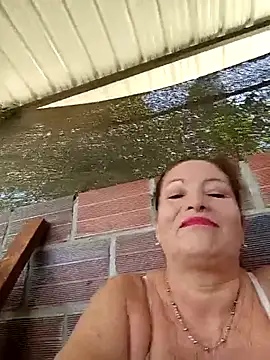 Sexy-Woman-Mature's Live XXX Chat