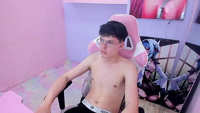 AngeloBocellii Chat XXX live