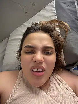 Chat +18 de Colibri_xxx ao vivo