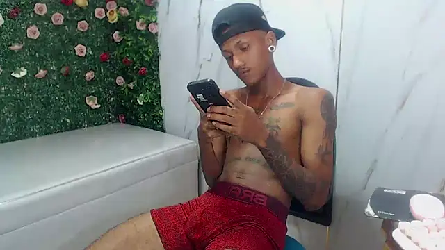 ManSant live XXX chat