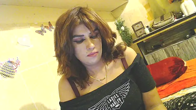 Isabella_Martin Adlı Modelin Canlı XXX Sohbeti