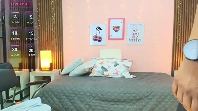 XXX chat uživo modela katty_collet