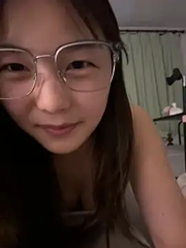 Sweet-Angel999 现场XXX聊天