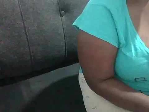 Sexy_gyaly Chat XXX in diretta