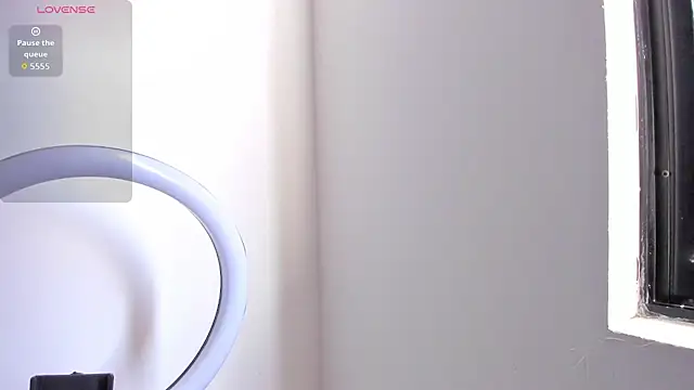 Kylie2211 现场XXX聊天
