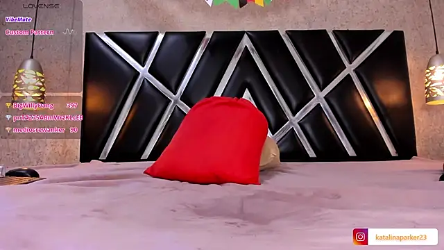 KATALINA_PARKER élő XXX-chatje