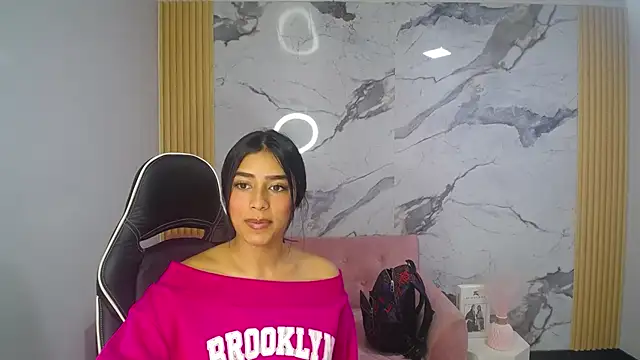 HotStreawberry_ch's Live XXX Chat