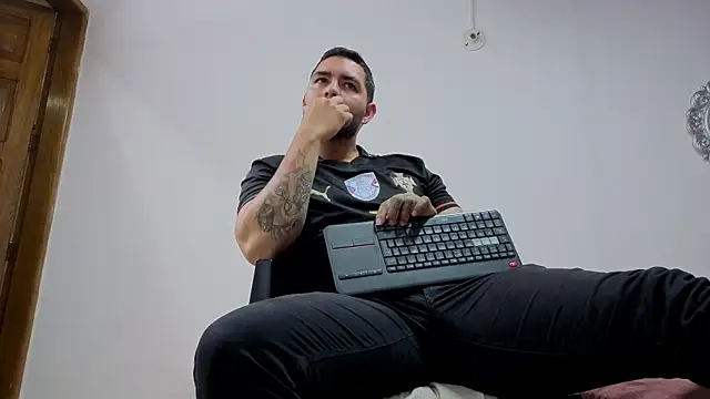 matteosantos Live XXX Chat