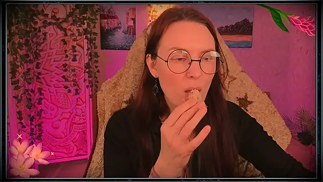 LanaRadiance's Live XXX Chat