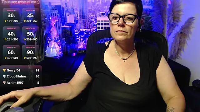 ninarandmann's Live XXX Chat