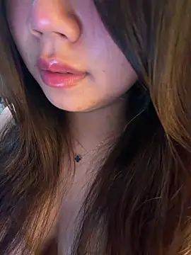Hanna230 Adlı Modelin Canlı XXX Sohbeti