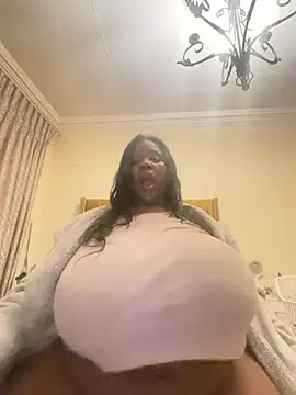 xXXSexyamazon Show in webcam