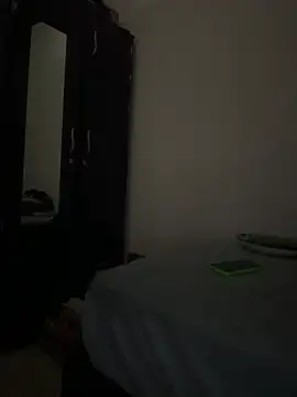bigdick211292 Show in webcam