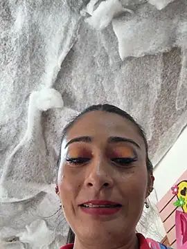 Chat XXX ao vivo de IsabellaMariet