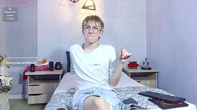 axell_stone_: онлайн-секс-чат