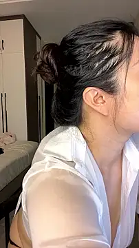 Živý XXX chat mo-mo-69