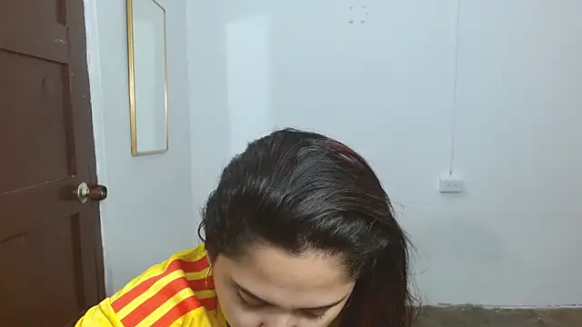 Živý XXX chat Thalian