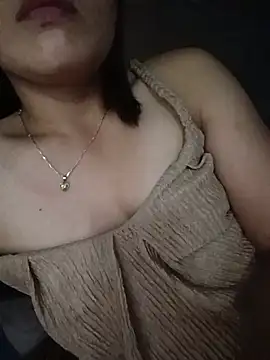 Chat XXX en directo de Hazel_Nova