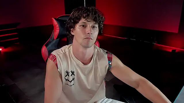 XXX chat uživo modela dirty-boss