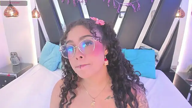 Chat XXX ao vivo de antonelllepiercee