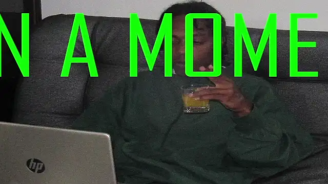 Larry-n-clouds' Live XXX Chat