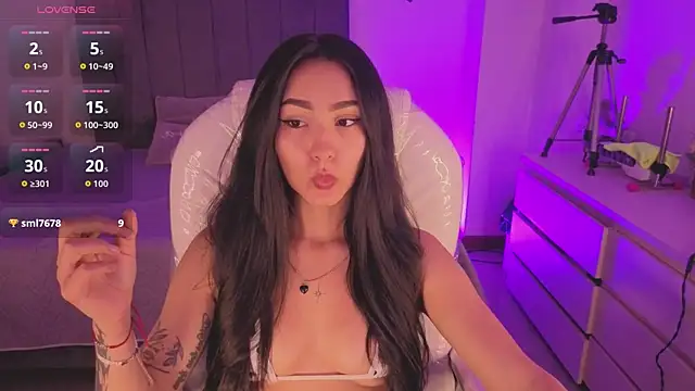 Chat XXX en directo de Amy_Kiitty_