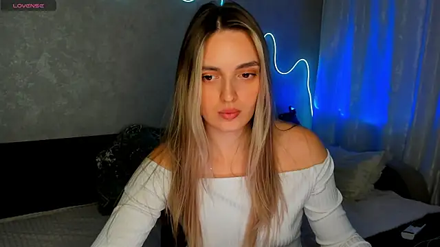 Yummy_Yummy__'s Live XXX Chat