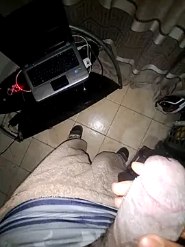 BigD_Mikee Pertunjukan Webcam