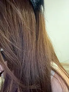 HiLILI-00's Live XXX Chat