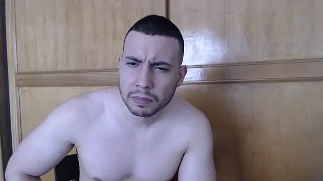 Chatroom XXX en direct de Armando_2002