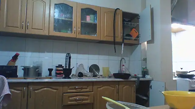 KaelNox Chat XXX in diretta