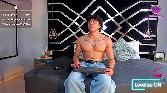 JayTaylorr 라이브 XXX 채팅