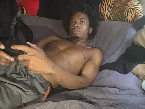 SlimeCrownzOut5's Live XXX Chat