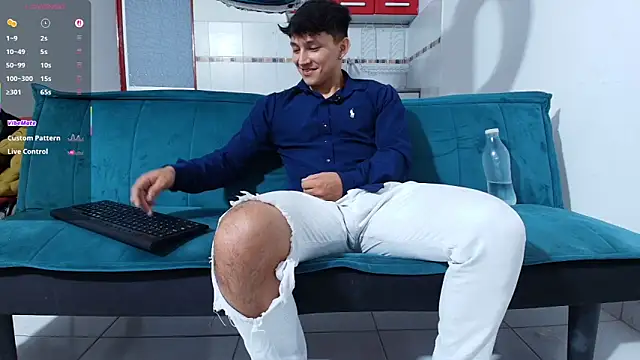 Chatroom XXX en direct de jacques_cardiet